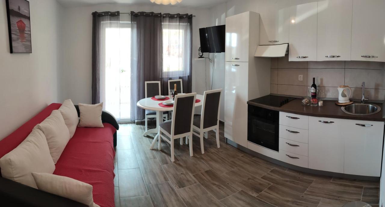 Apartments Villa Anna Podstrana Esterno foto