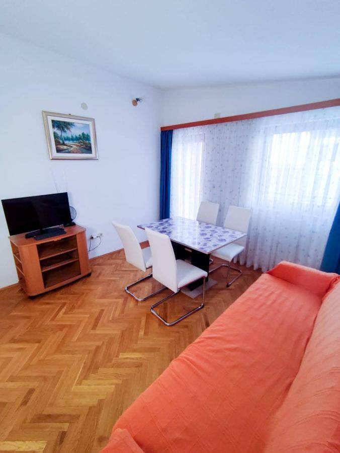 Apartments Villa Anna Podstrana Esterno foto