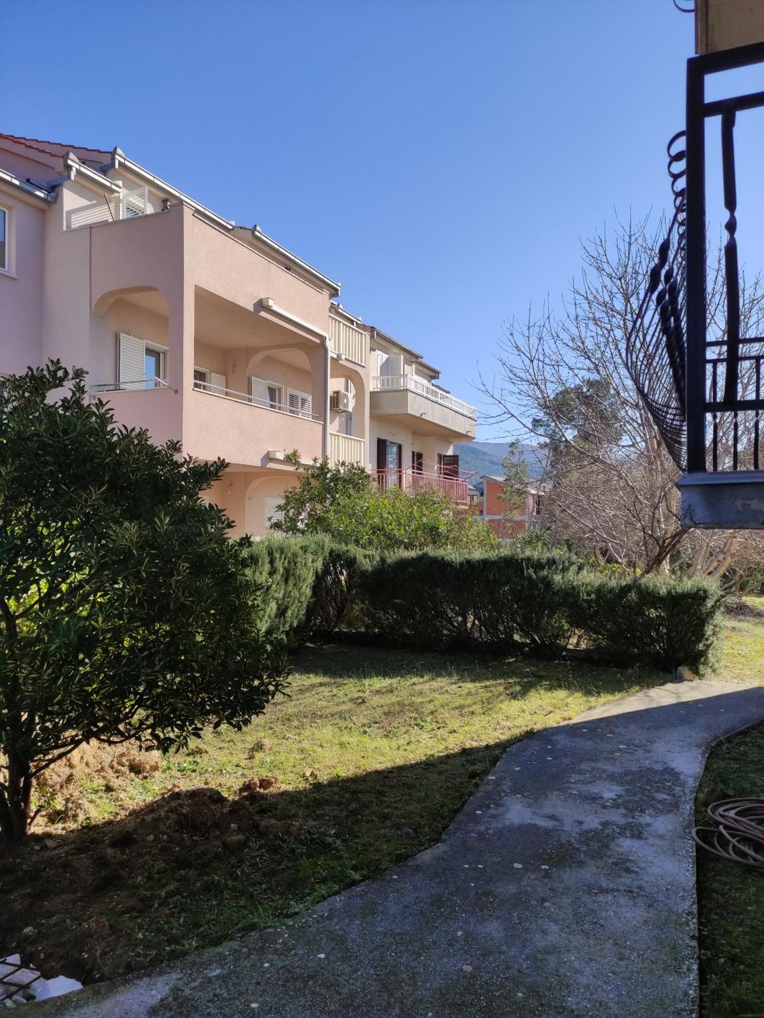 Apartments Villa Anna Podstrana Esterno foto